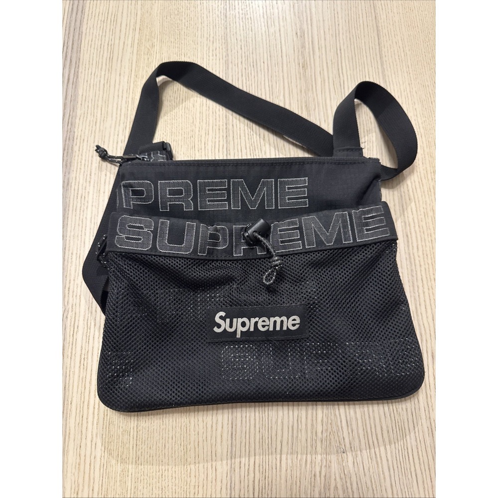 Supreme FW21 Side Bag Black Crossbody Shoulder Messenger Bag Techwear Used